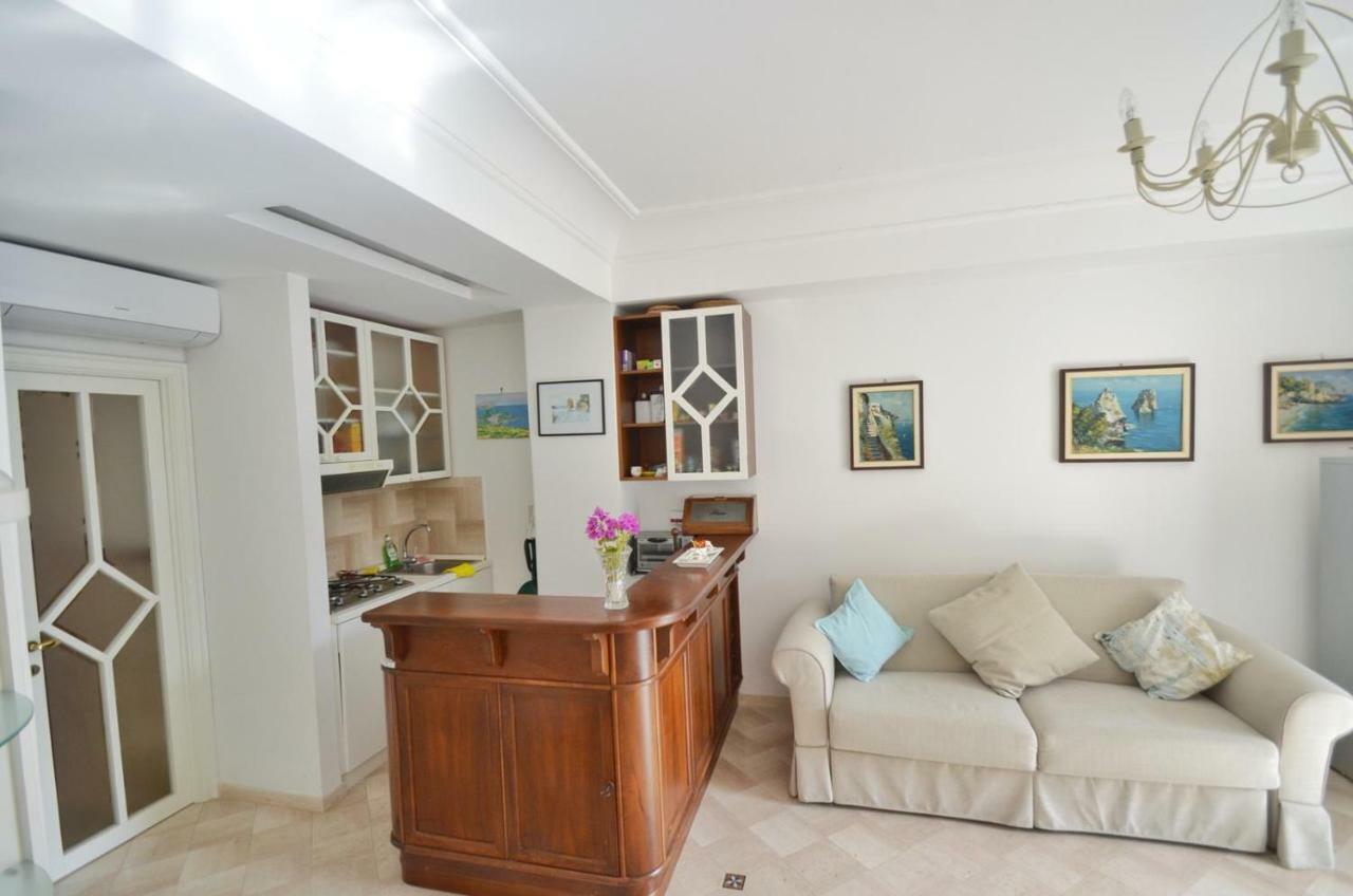 דירות קאפרי Casa Gadeamus Via Le Botteghe 12 מראה חיצוני תמונה
