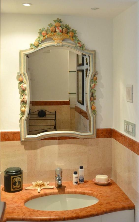 דירות קאפרי Casa Gadeamus Via Le Botteghe 12 מראה חיצוני תמונה